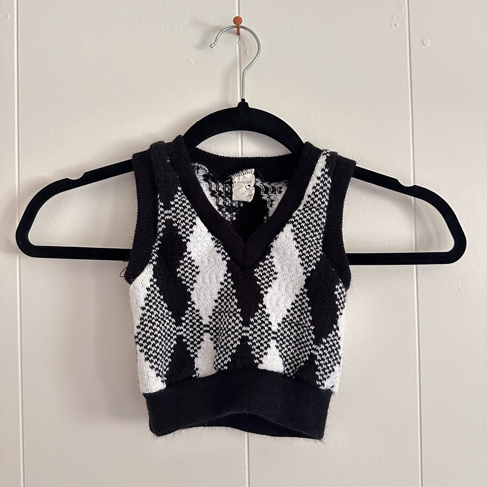 Vintage checkered baby vest size 24 months
